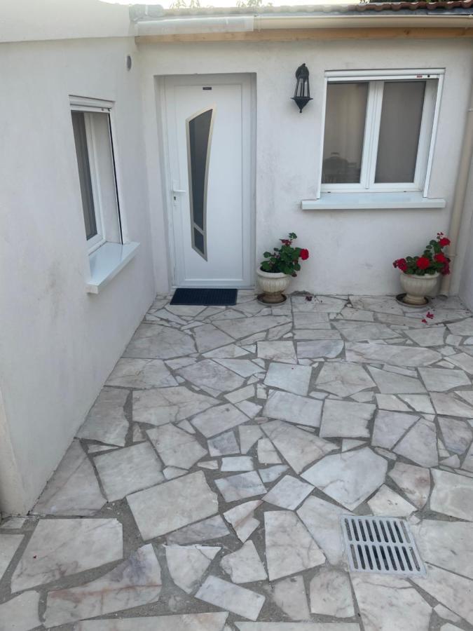 Residence Chene- 15 Mn De Paris Et 05 Mn D'Orly Aeroport Вири-Шатийон Экстерьер фото